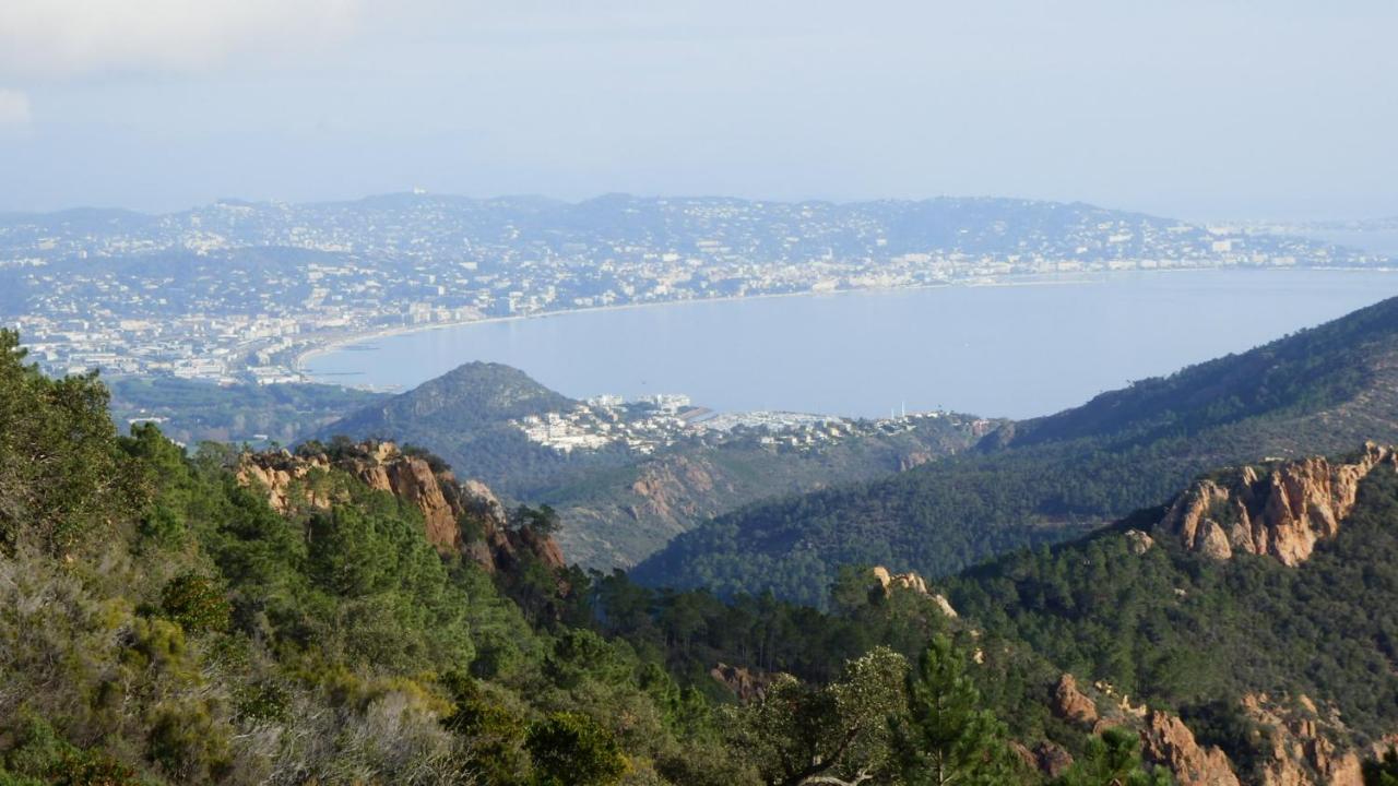 Esterel Terrasses, Roof Top, Plage, Parking Payant คานส์ ภายนอก รูปภาพ